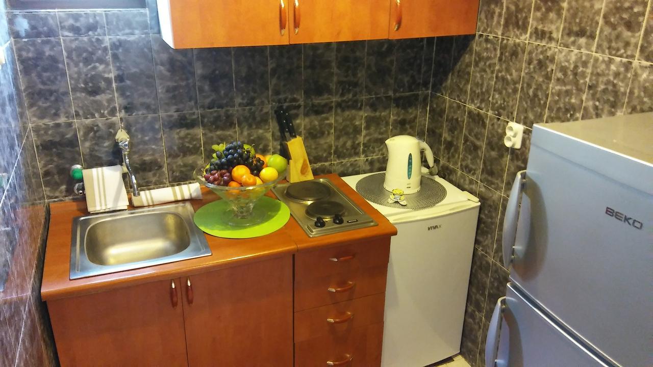 Guest House Villa Castio Petrovac Exteriör bild