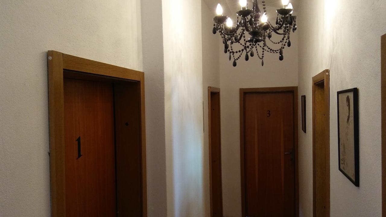 Guest House Villa Castio Petrovac Exteriör bild
