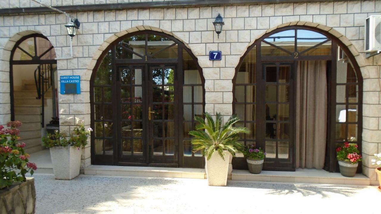 Guest House Villa Castio Petrovac Exteriör bild